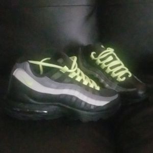 Nike Y6 Air Max